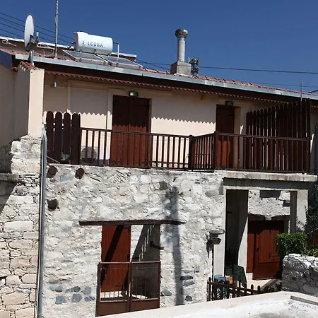 Dorina Agios Mamas